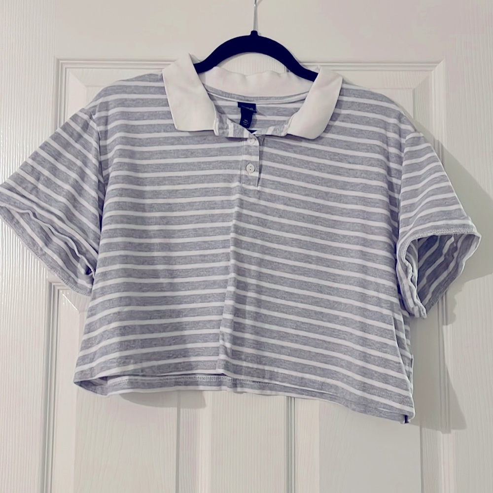 Wild Fable cropped collared top